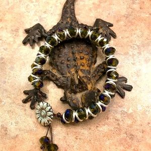 Woven olive crystal bracelet with toggle closure